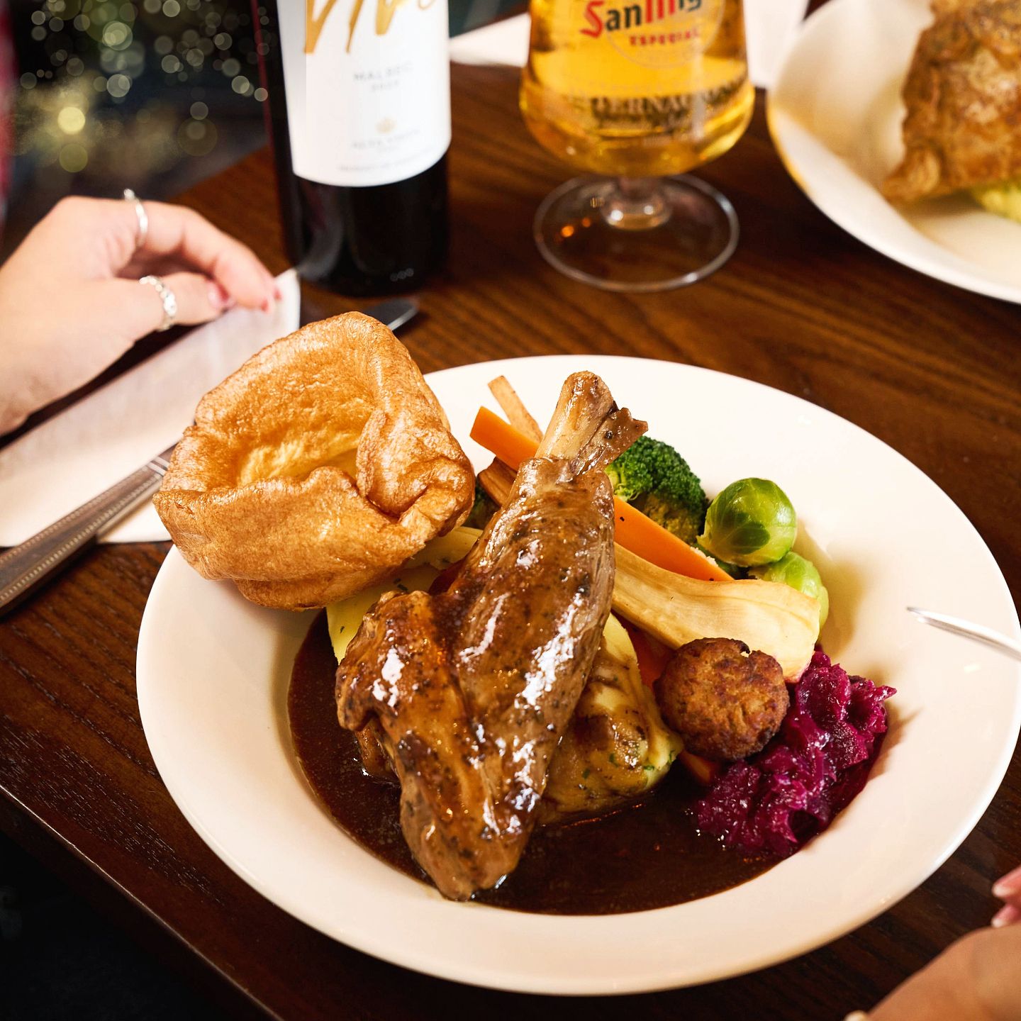 Christmas Day Lunch, Dinner & Dining at The Mustard Pot in Leeds